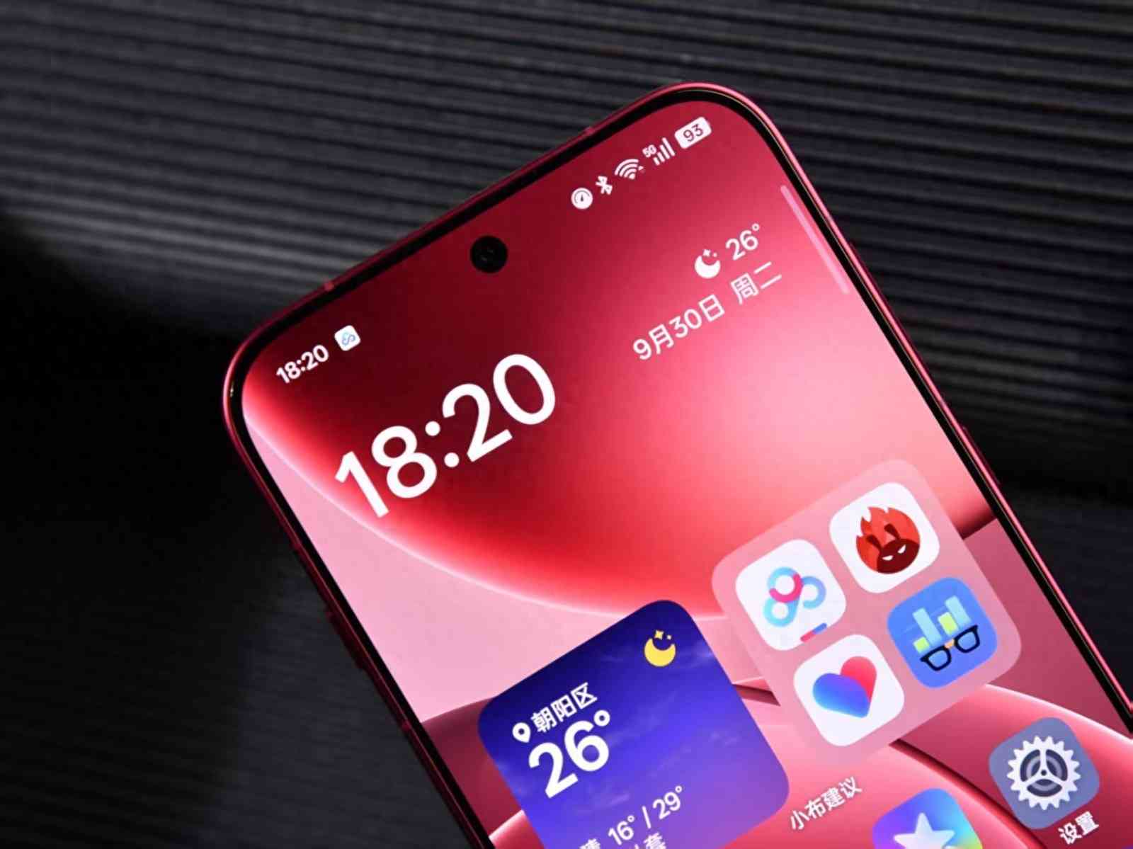 2025 年 5000 元左右手机性价比专业横评：首推 OPPO Find X9 系列