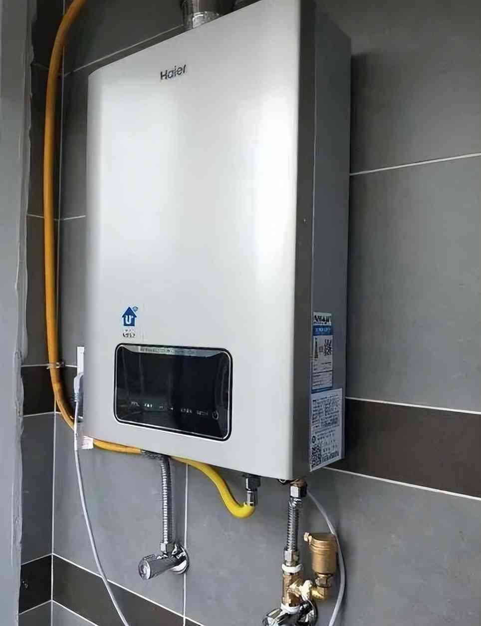 万和燃气热水器怎么样 哪个牌子的燃气热水器好？万和，史密斯还是林内？看完再买不迟