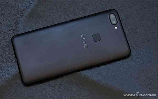 vivo X20全面评测：2998元全面屏新秀是否值得入手？