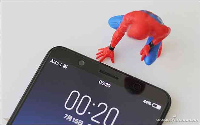 vivo X20全面评测：2998元全面屏新秀是否值得入手？