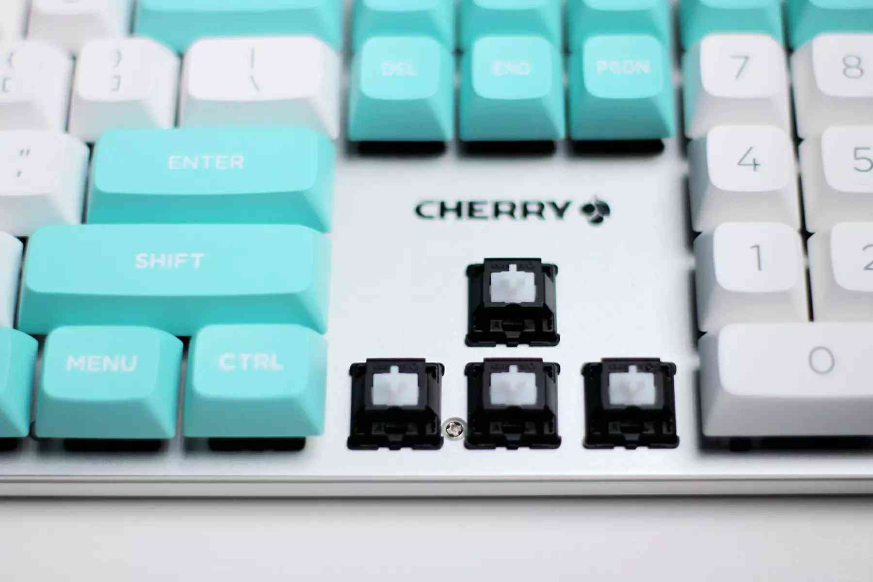樱桃红轴怎么样 CHERRY 玉轴（ERGO CLEAR）到底怎么样？KC 200搭配新轴体首发评测